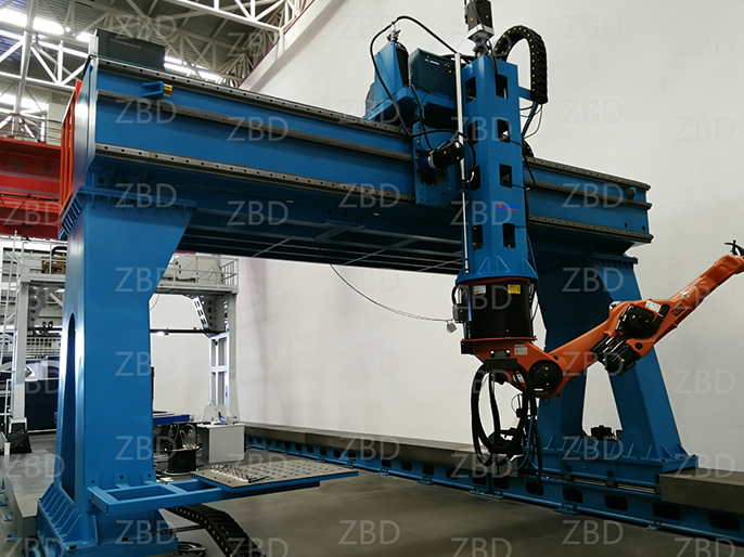 裝甲車側甲板機器人焊接系統